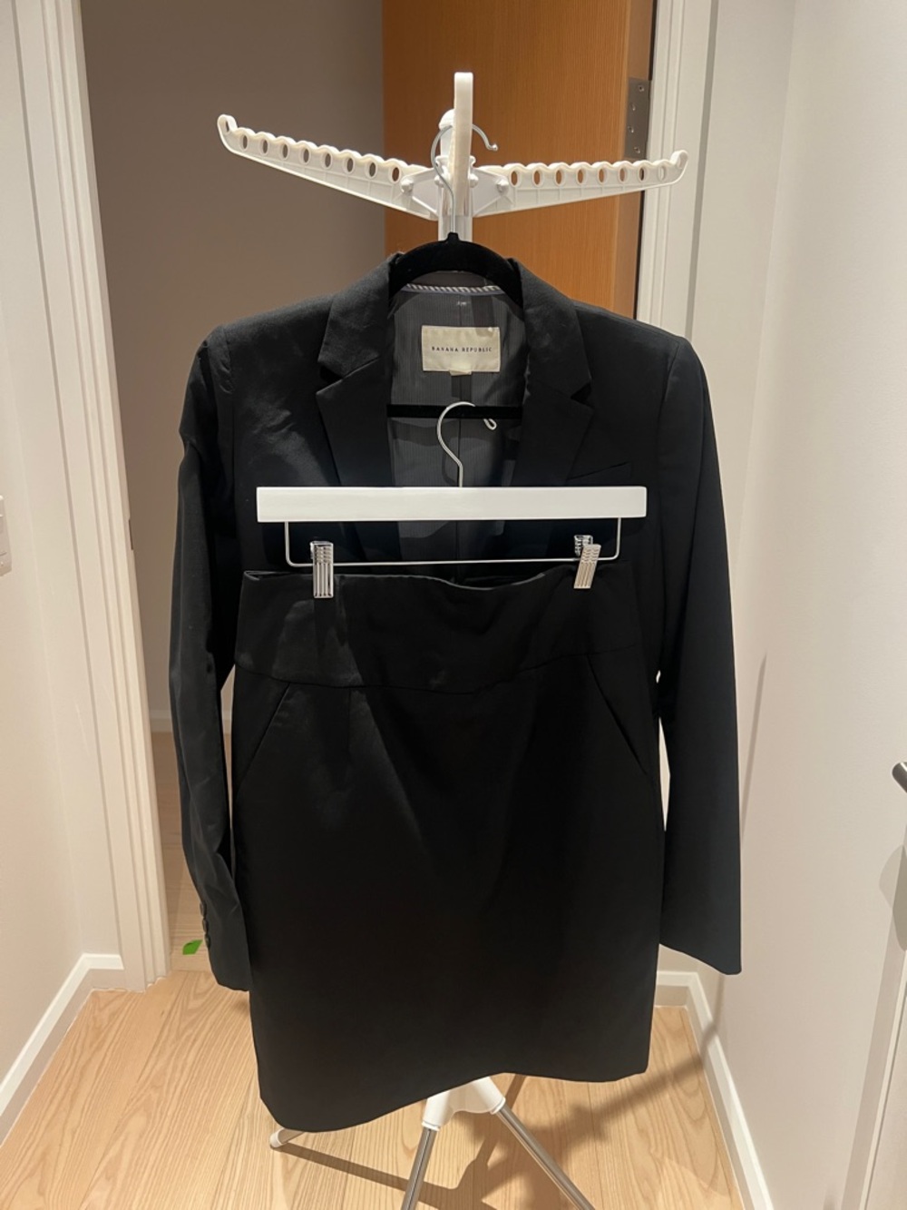 Black Women's Blazer and Skirt Set